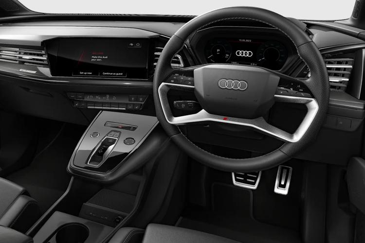 3740075 210kW 45 82kWh S Line 5dr Auto [Leather/Tech Pack]