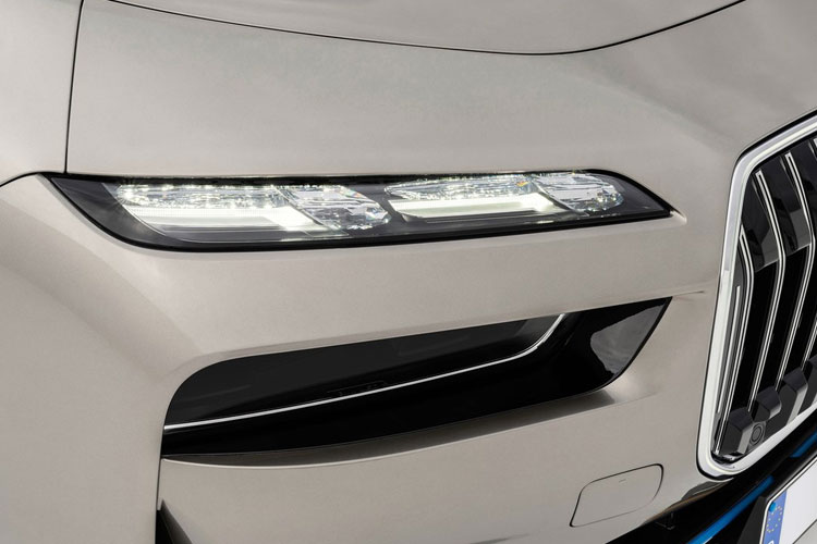 4045877 335kW eDrive50 M Sport 105.7kWh 4dr Auto