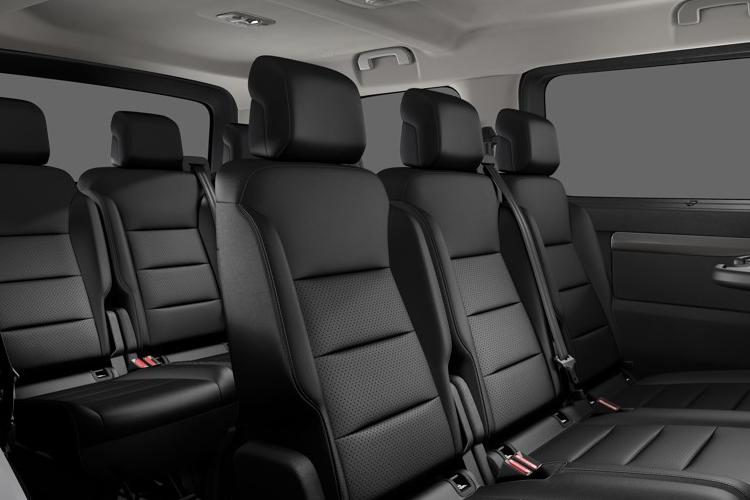 3978620 2.0 BlueHDi 180 Plus M [8 Seat] 5dr EAT8