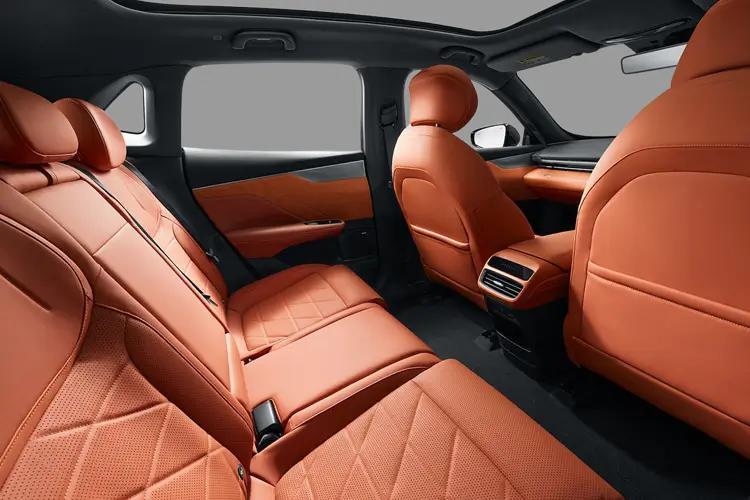 4079452 200kW Max 69kWh 5dr Auto [Pan Roof]