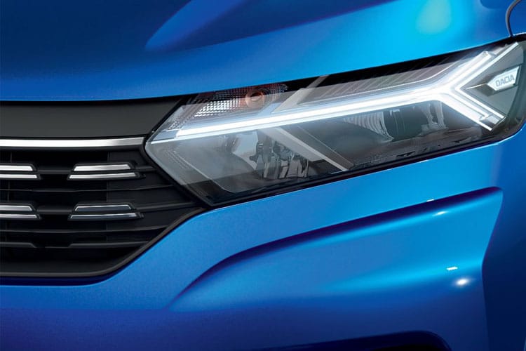 3960129 1.0 Tce Essential 5dr