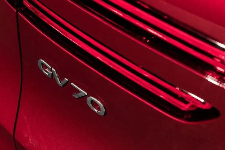 3946752 2.5T Premium 5dr Auto AWD