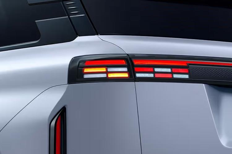 3980620 1.6T AWD Luxury 5dr 7DCT