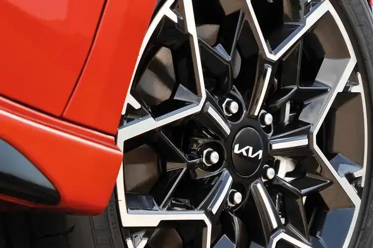 3781283 1.5T GDi ISG 138 3 5dr