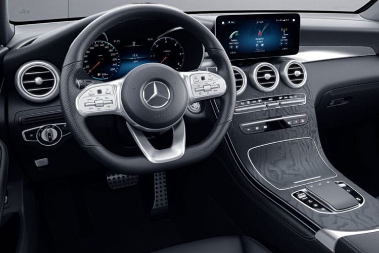 3844607 GLC 220d 4Matic AMG Line Prem [Pan] 5dr 9G-Tronic