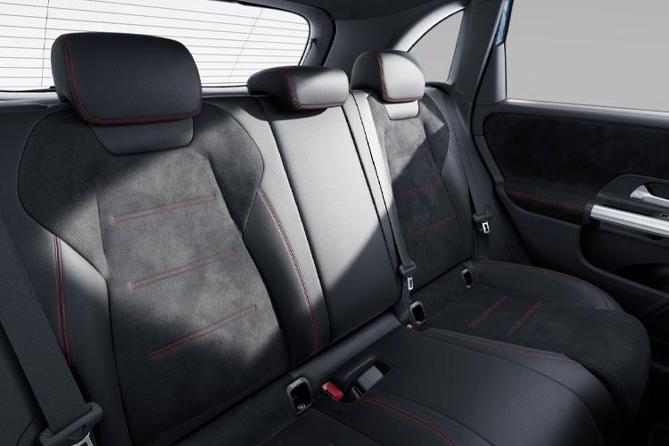 3733899 B200 AMG Line Premium Plus 5dr Auto