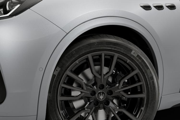 3152720 48V MHEV 330 Modena 5dr Auto