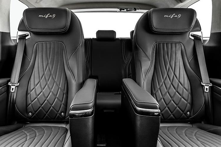 3942667 180kW Elite [7 Seat] 90kWh 5dr Auto