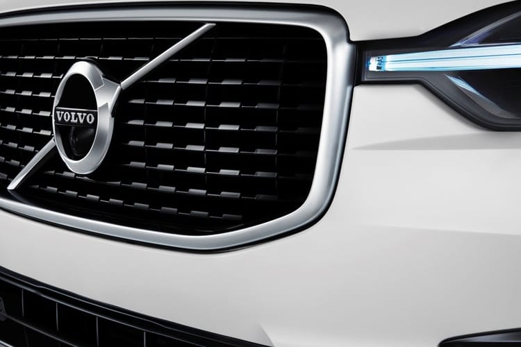 3979137 2.0 B5P Ultimate Dark 5dr AWD Geartronic