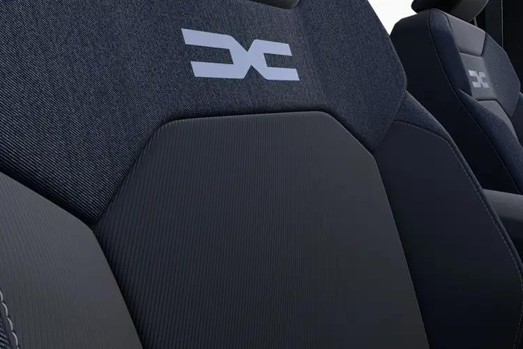 4049058 1.2 Cargo mild hybrid 130 4X4