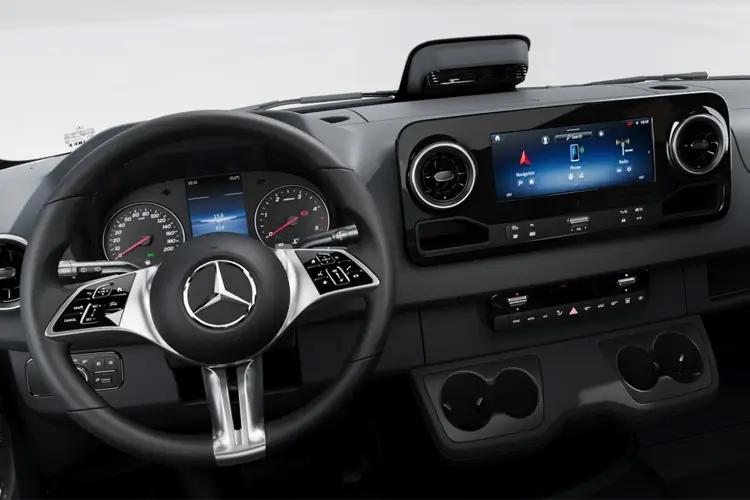 3817918 3.5t H2 Select Van 9G-Tronic