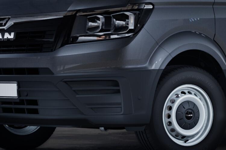 3867454 160 HD Emissions Lion XC High Roof Van