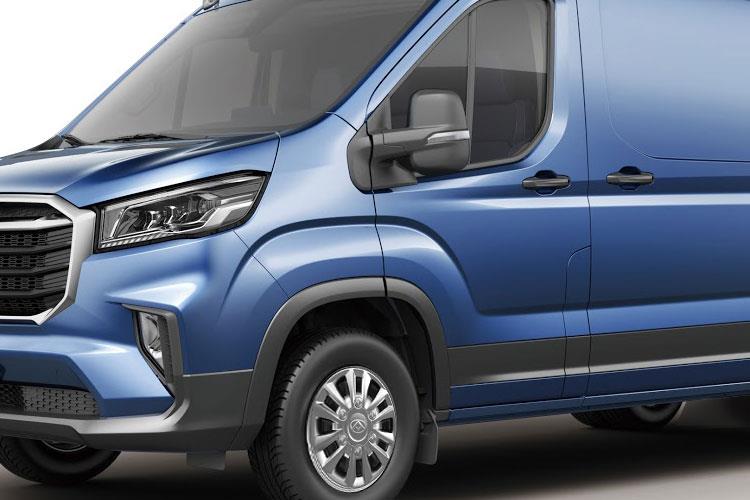 3373256 2.0 D20 150 High Roof Van